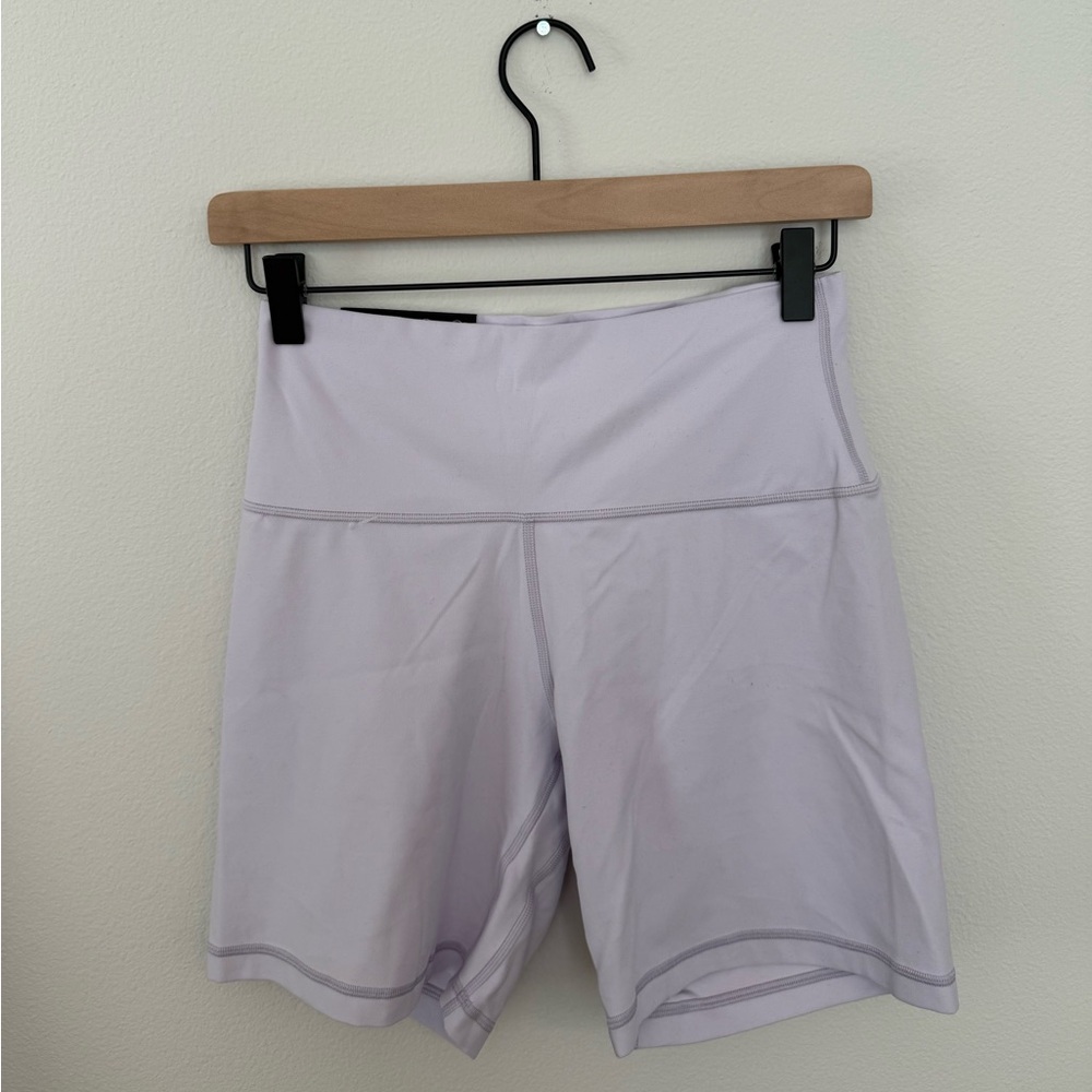 Aritzia Golden TNA Butter Cheeky Hi-Rise 7” Shorts Size 10 Lavender